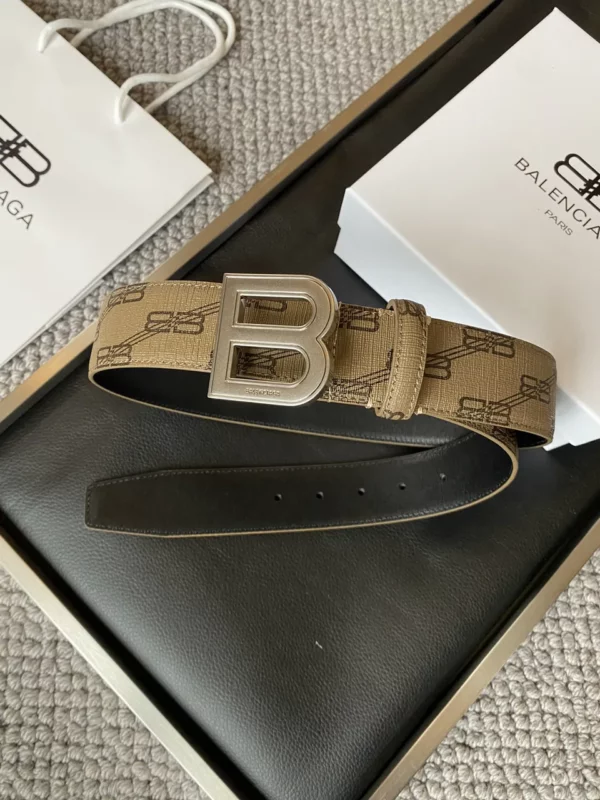 Balenciaga belt