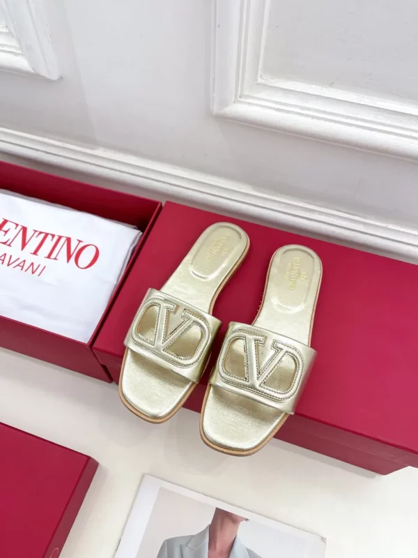 Valentino shoes - Reps shoes