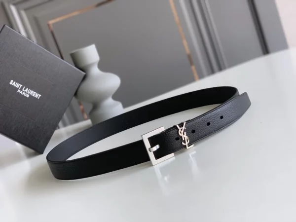 Saint Laurent belt