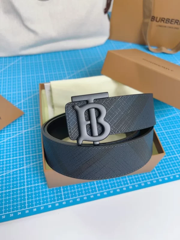 Burberry belt