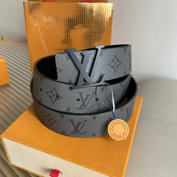 Louis Vuitton belt