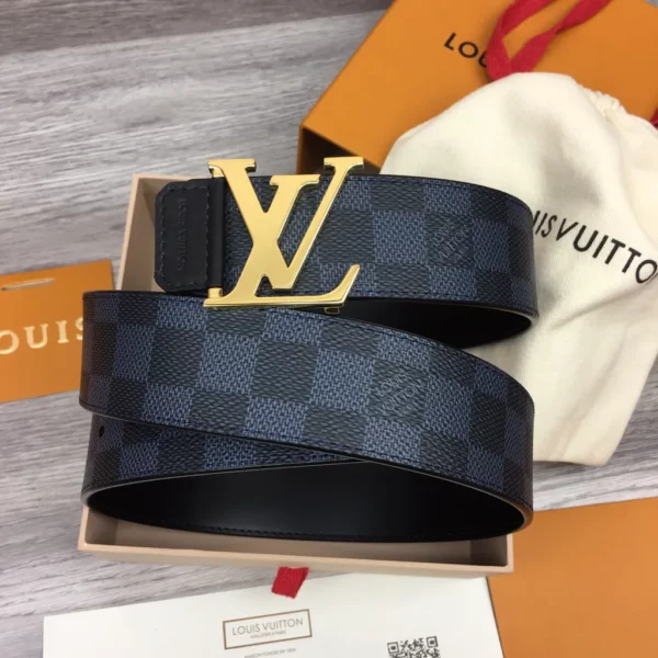 Louis Vuitton belt