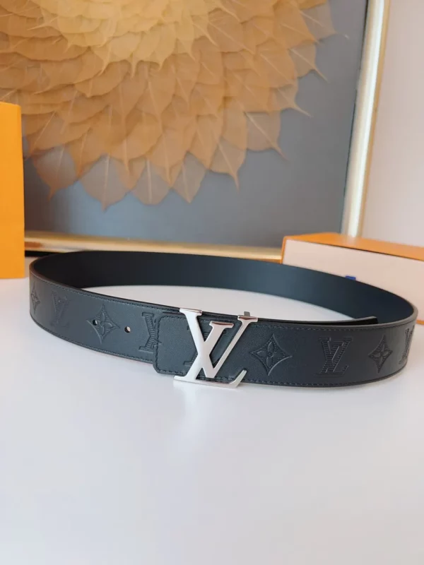 Louis Vuitton belt