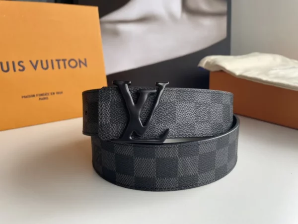 Louis Vuitton belt