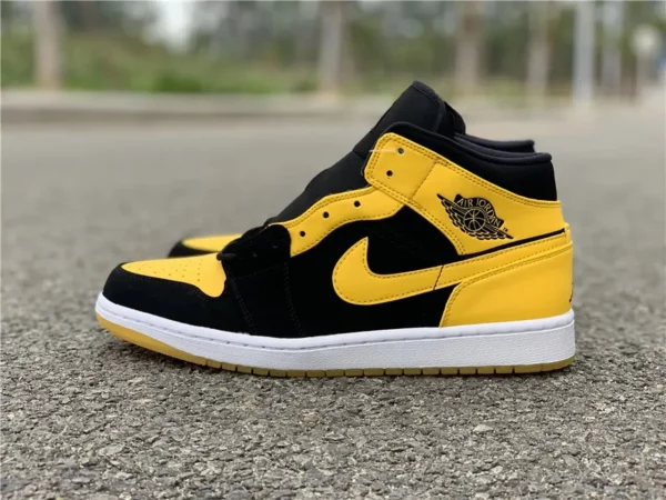 Air Jordan 1 Mid New Love - 2019-01-24 - Replica shoes