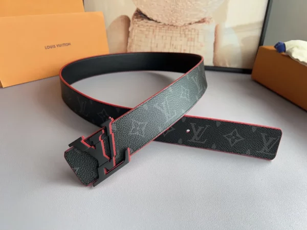 Louis Vuitton belt