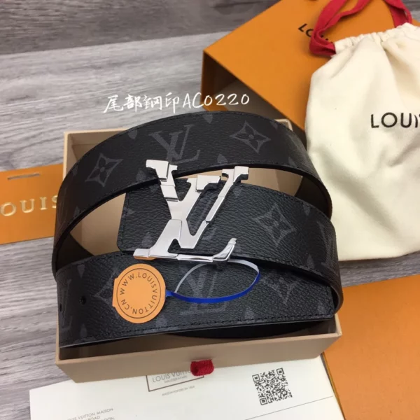 Louis Vuitton belt