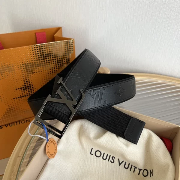 Louis Vuitton belt