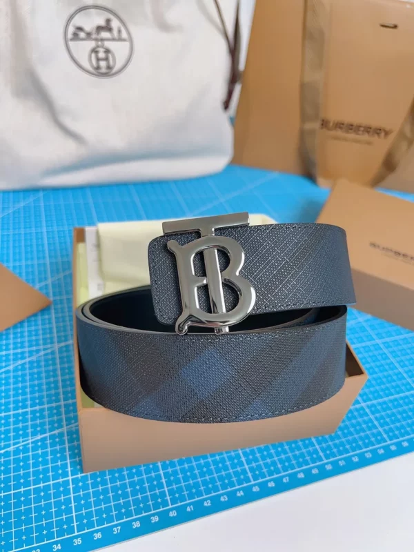 Burberry belt