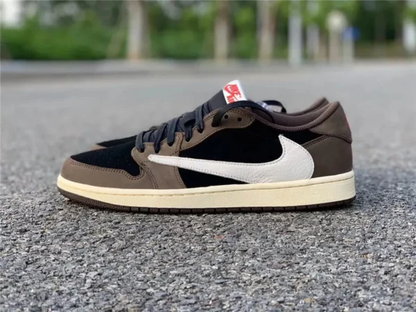 Travis Scott x Air Jordan 1 High OG - 2019-07-28 - Replica shoes