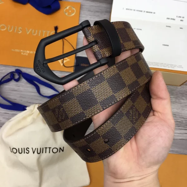 Louis Vuitton belt