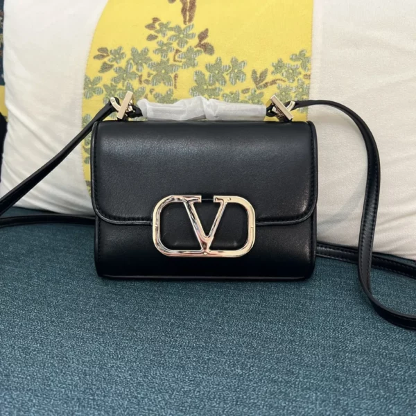 Valentino bag - replica bags