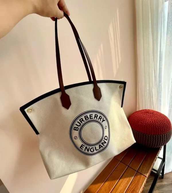 Burberry bag - replica bags