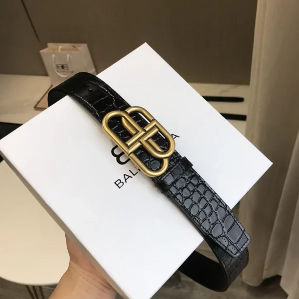 Balenciaga belt