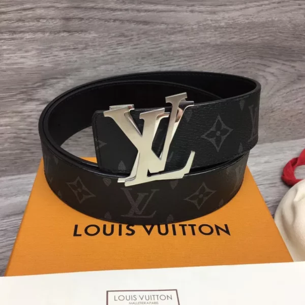 Louis Vuitton belt