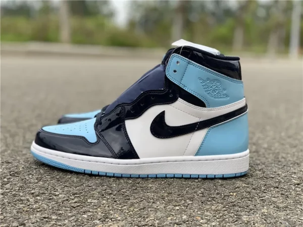 Air Jordan 1 WMNS UNC - 2019-04-15 - Replica shoes