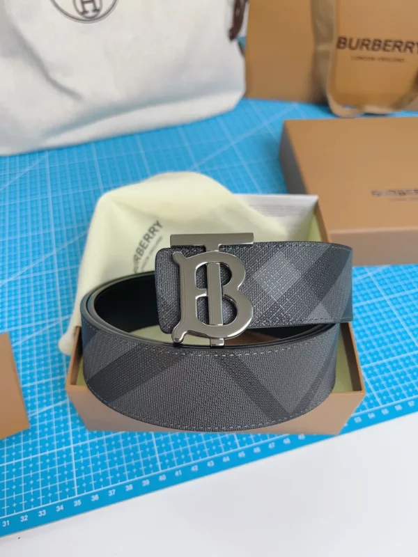 Burberry belt