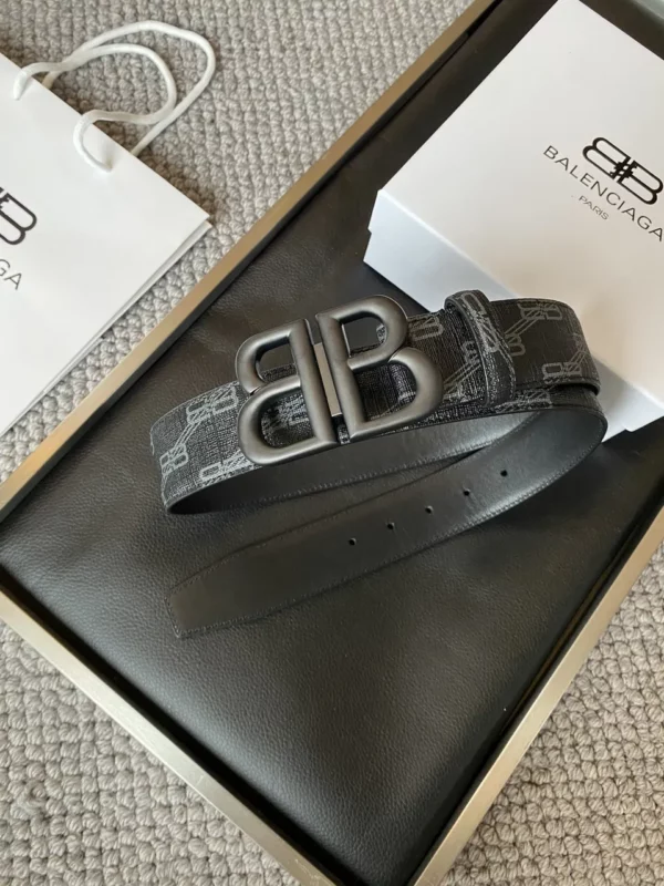 Balenciaga belt