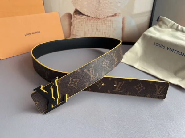 Louis Vuitton belt