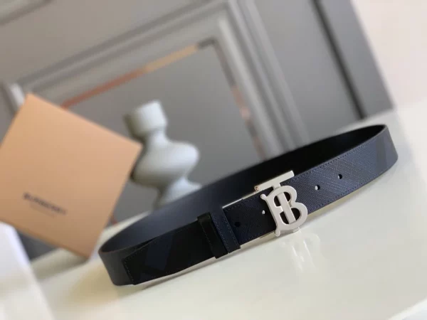 Burberry belt