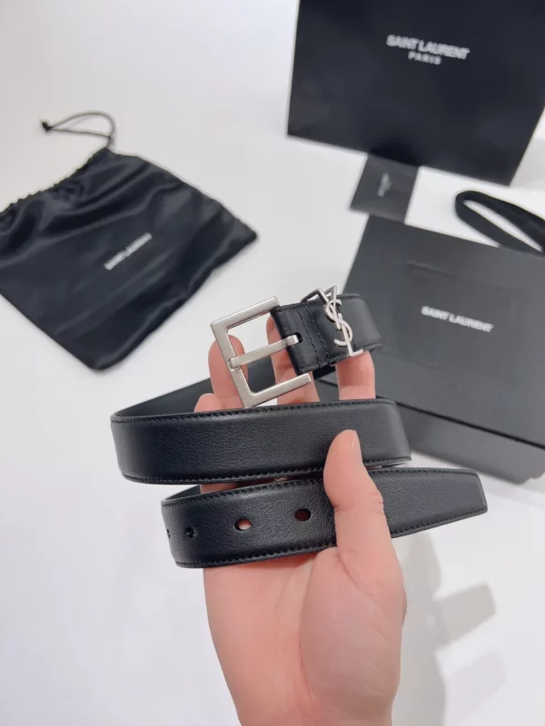 Saint Laurent belt