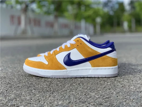 Nike SB Dunk LowLaser Orange - Replica shoes