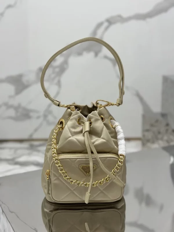 Prada bag - rep bags