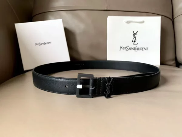 Saint Laurent belt