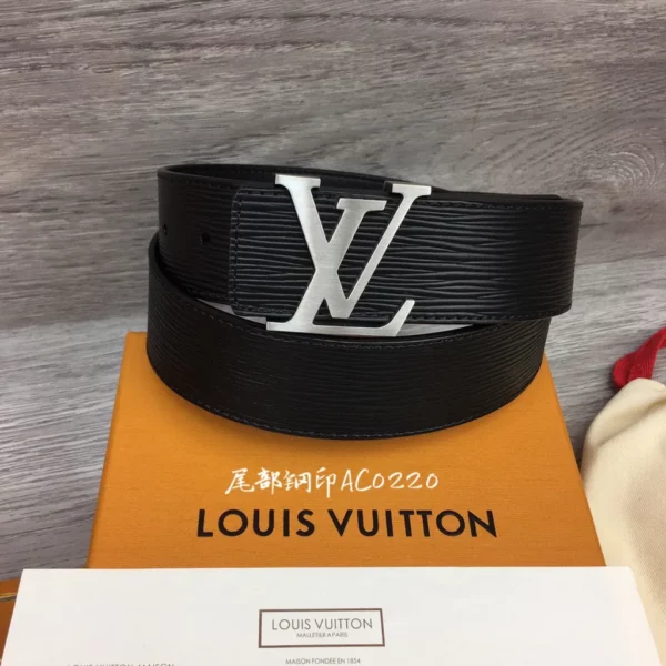 Louis Vuitton belt