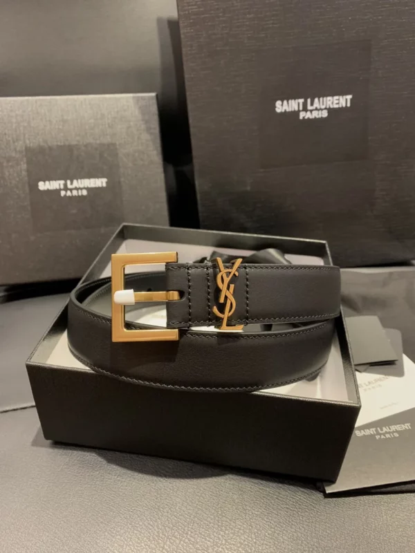 Saint Laurent belt