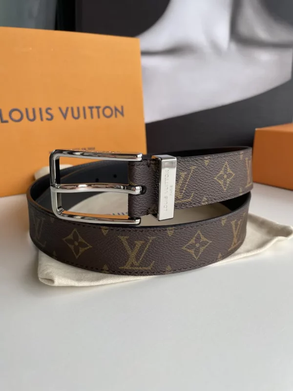 Louis Vuitton belt