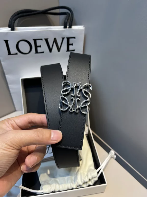 Loewe belt