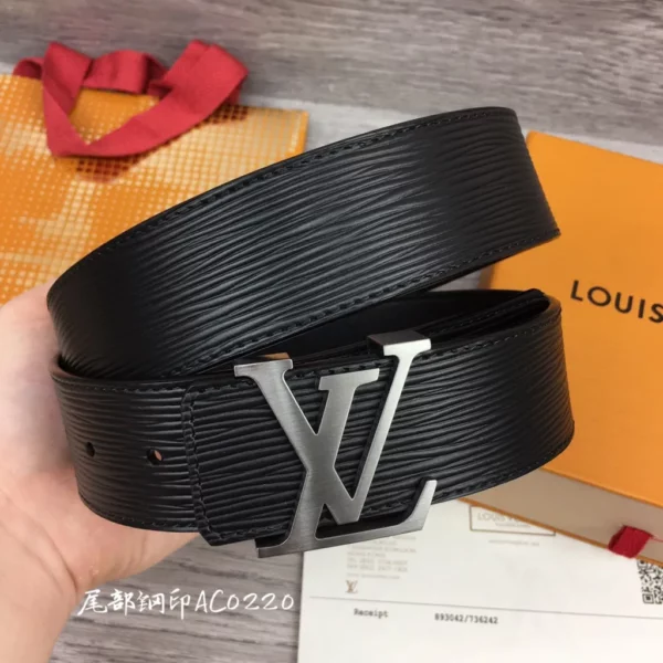 Louis Vuitton belt