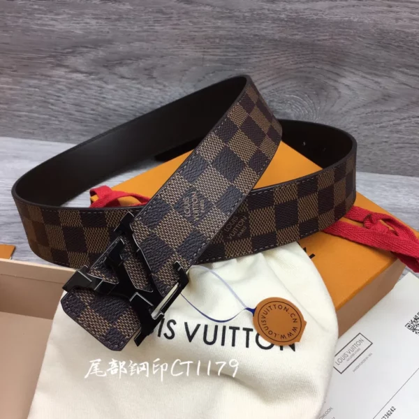 Louis Vuitton belt