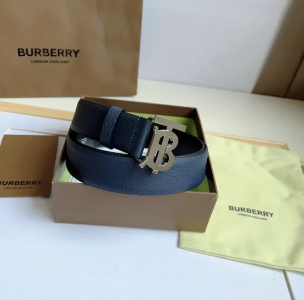 Burberry belt