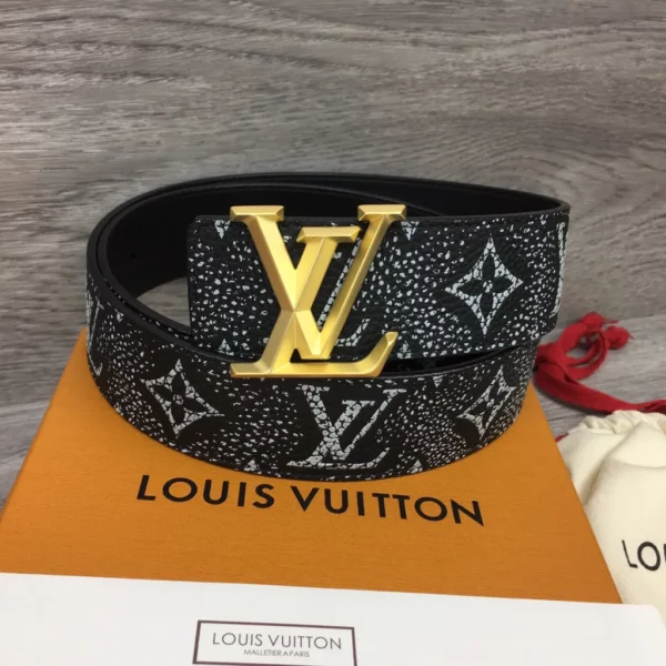 Louis Vuitton belt