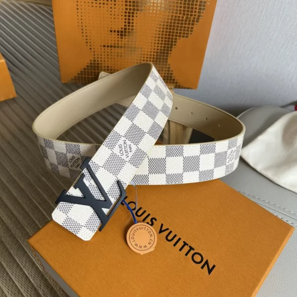 Louis Vuitton belt