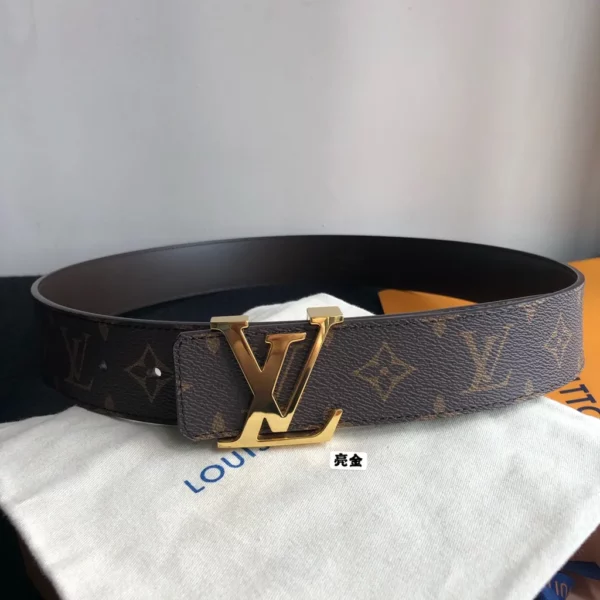 Louis Vuitton belt