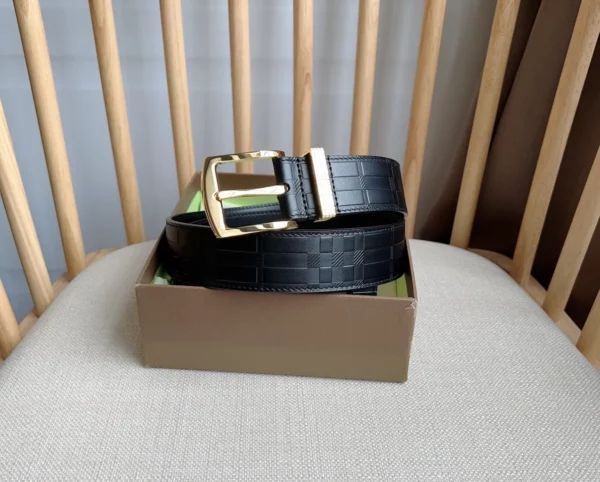 Burberry belt