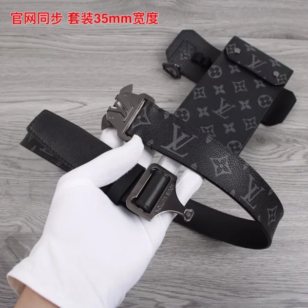 Louis Vuitton belt