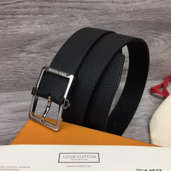 Louis Vuitton belt