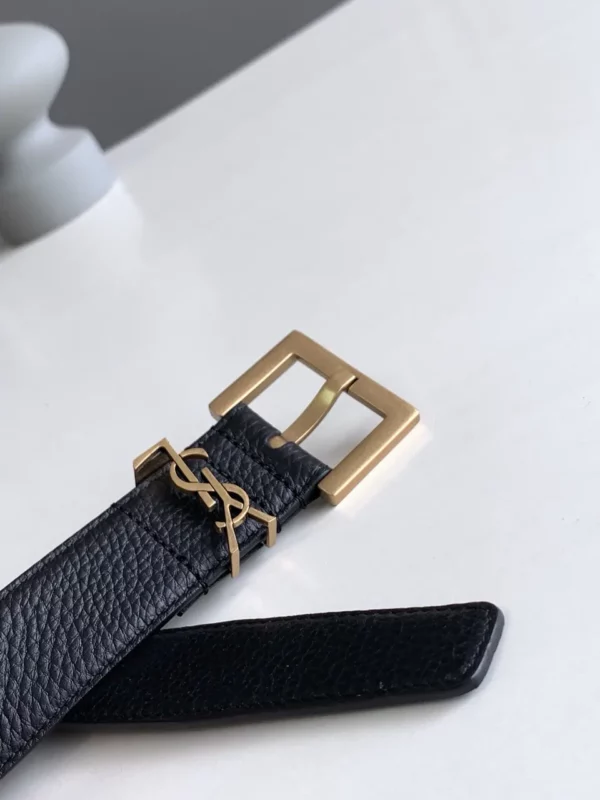 Saint Laurent belt