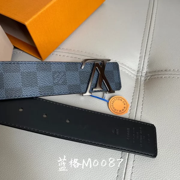 Louis Vuitton belt