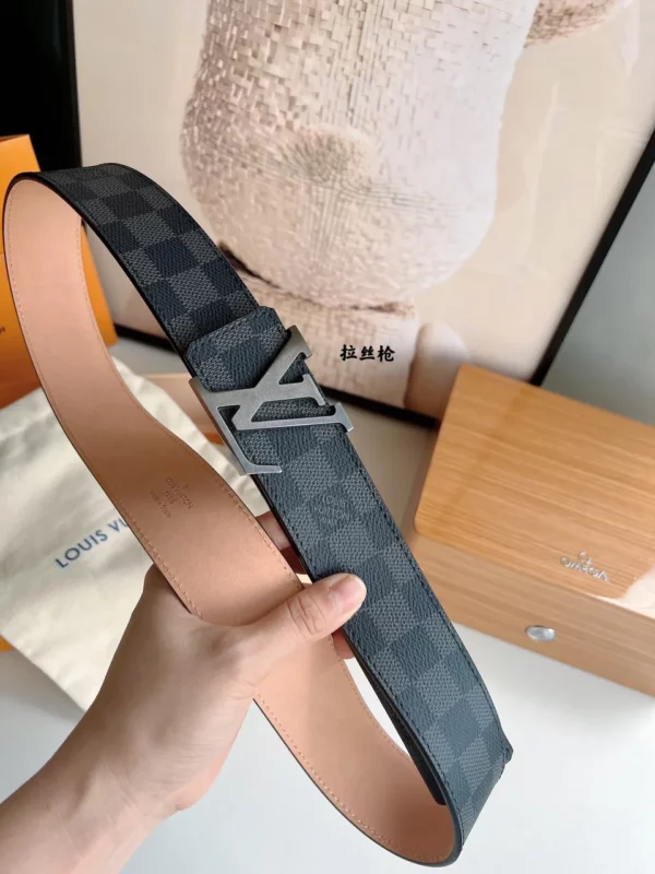 Louis Vuitton belt