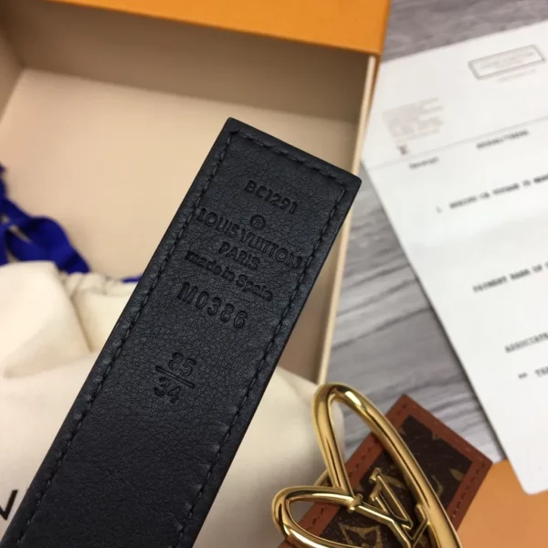 Louis Vuitton belt