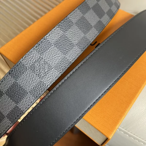 Louis Vuitton belt