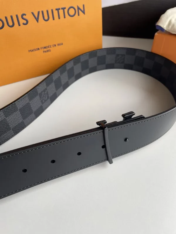 Louis Vuitton belt