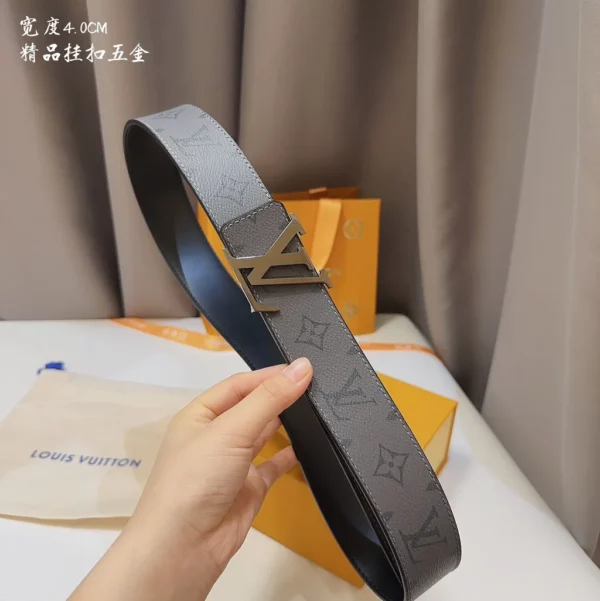 Louis Vuitton belt