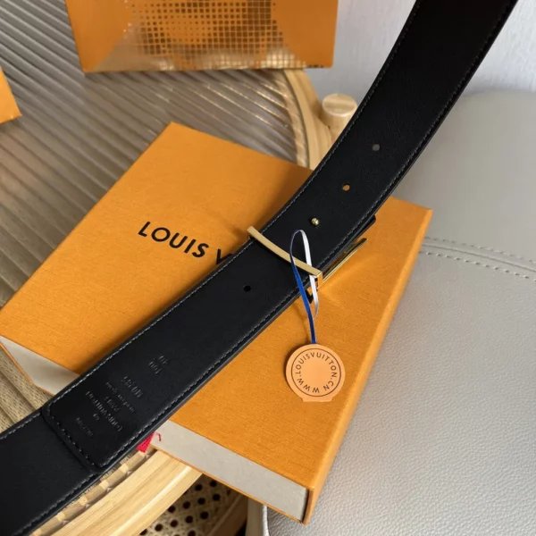 Louis Vuitton belt