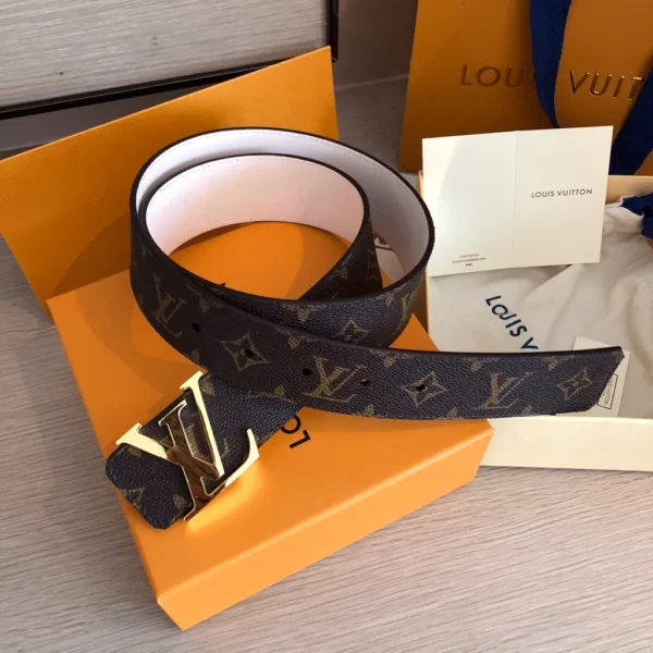 Louis Vuitton belt